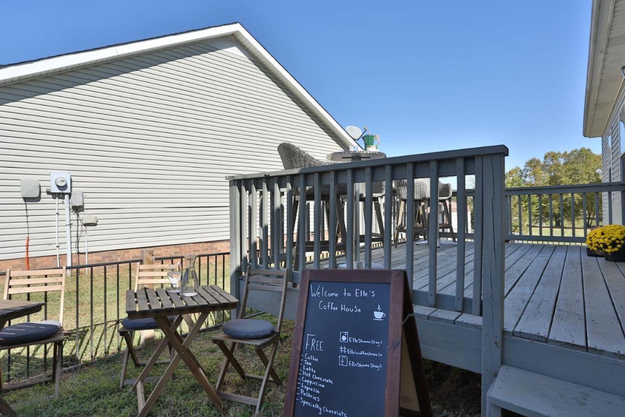 Once-In-A-Lifetime Coffee-Themed Stay For Up To 8 Clarksville Exterior photo