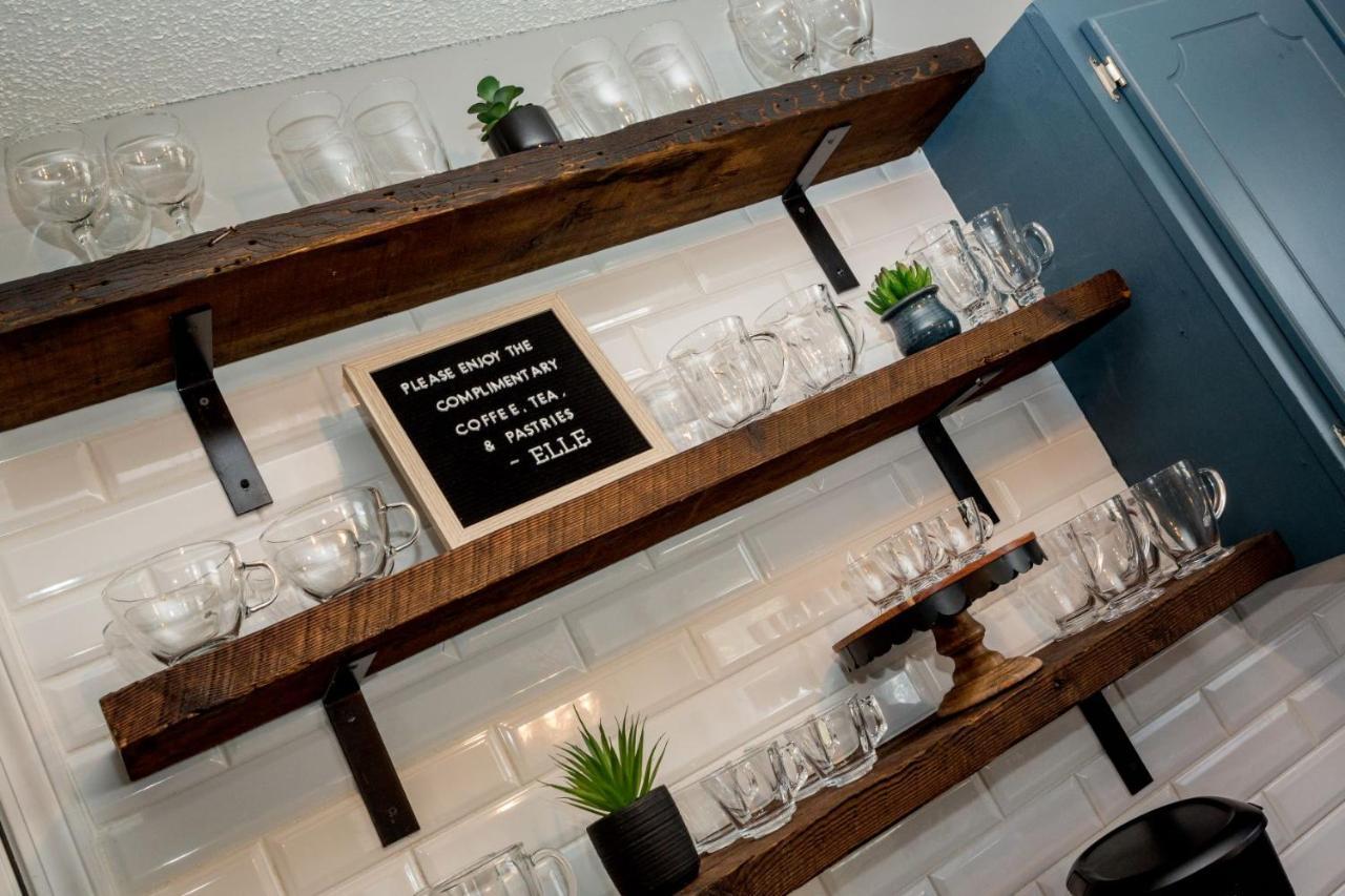 Once-In-A-Lifetime Coffee-Themed Stay For Up To 8 Clarksville Exterior photo